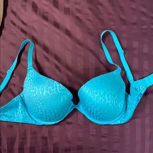 Victoria's Secret The Nakeds Push-up Bra